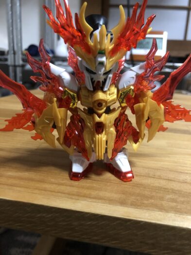 炎皇張飛ゴッドガンダム正面