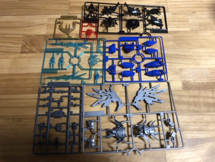 曹操ウイングガンダムプラパーツ