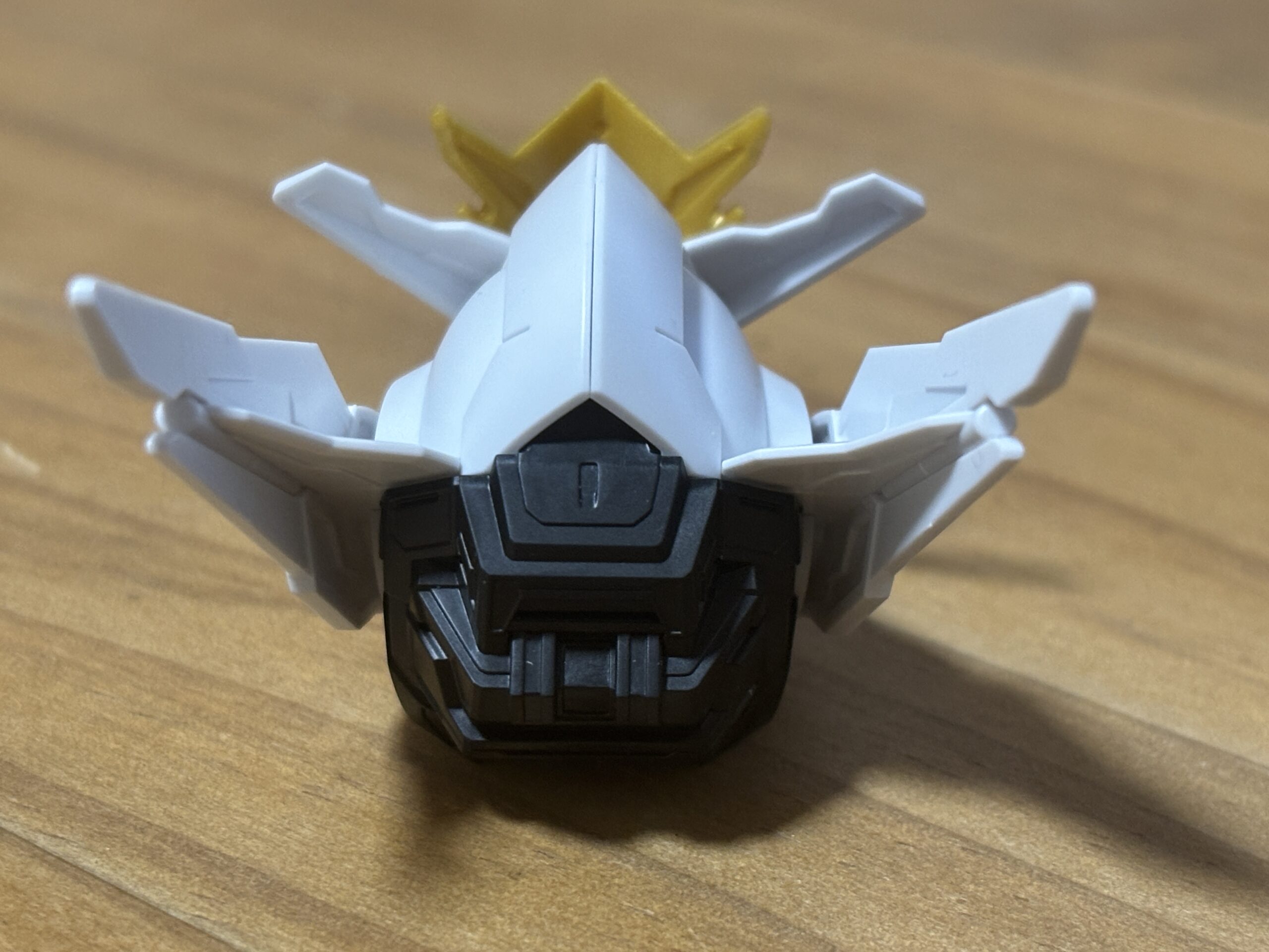 ガンダムアストレアタイプ-F頭背面