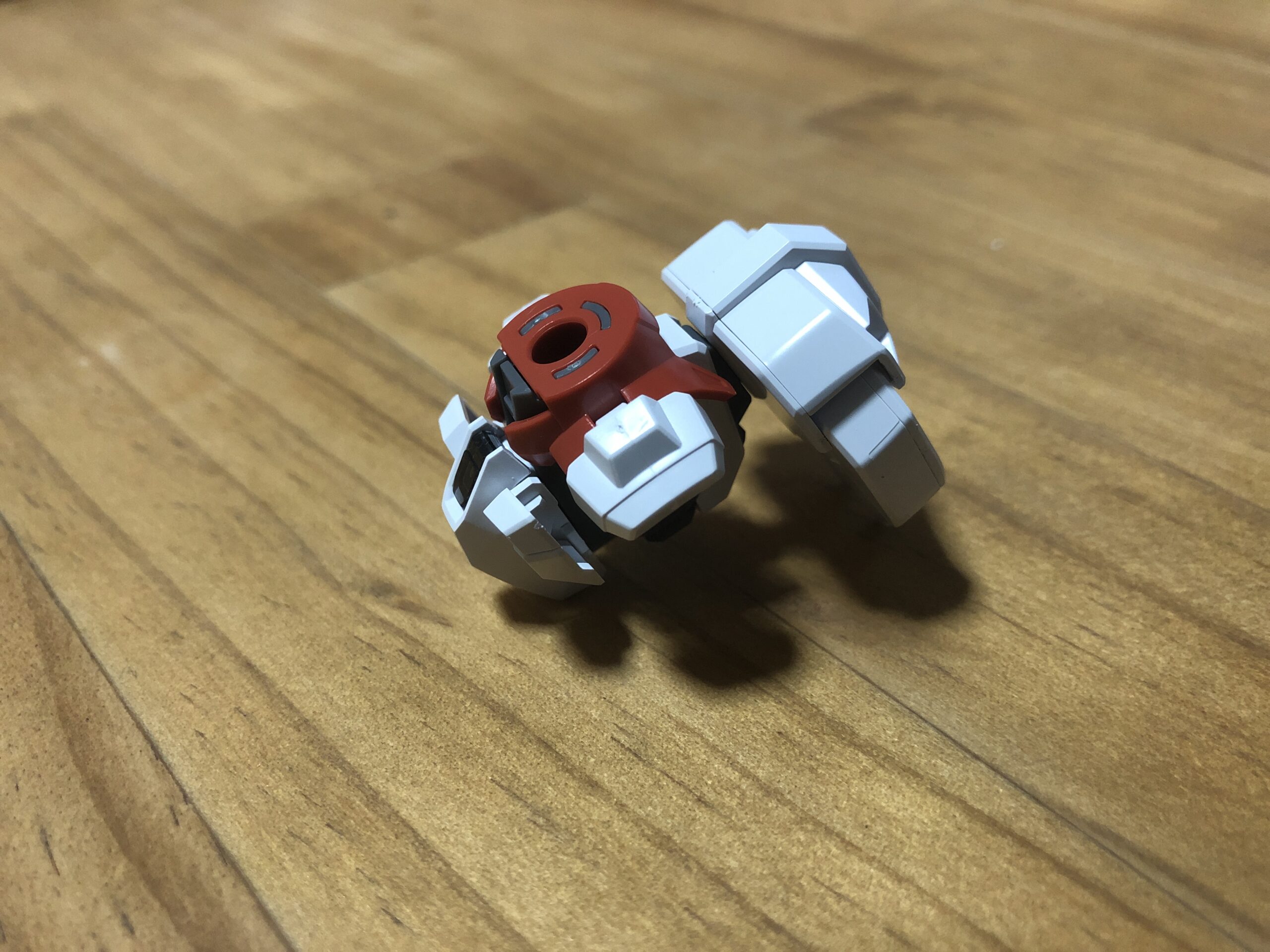 HG1:144ガンダムキャリバーン腰横