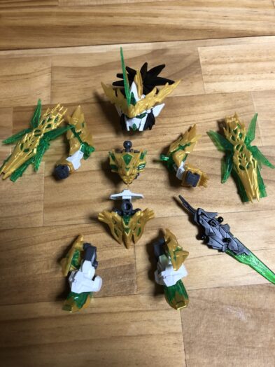 龍賢劉備ユニコーンガンダム武器