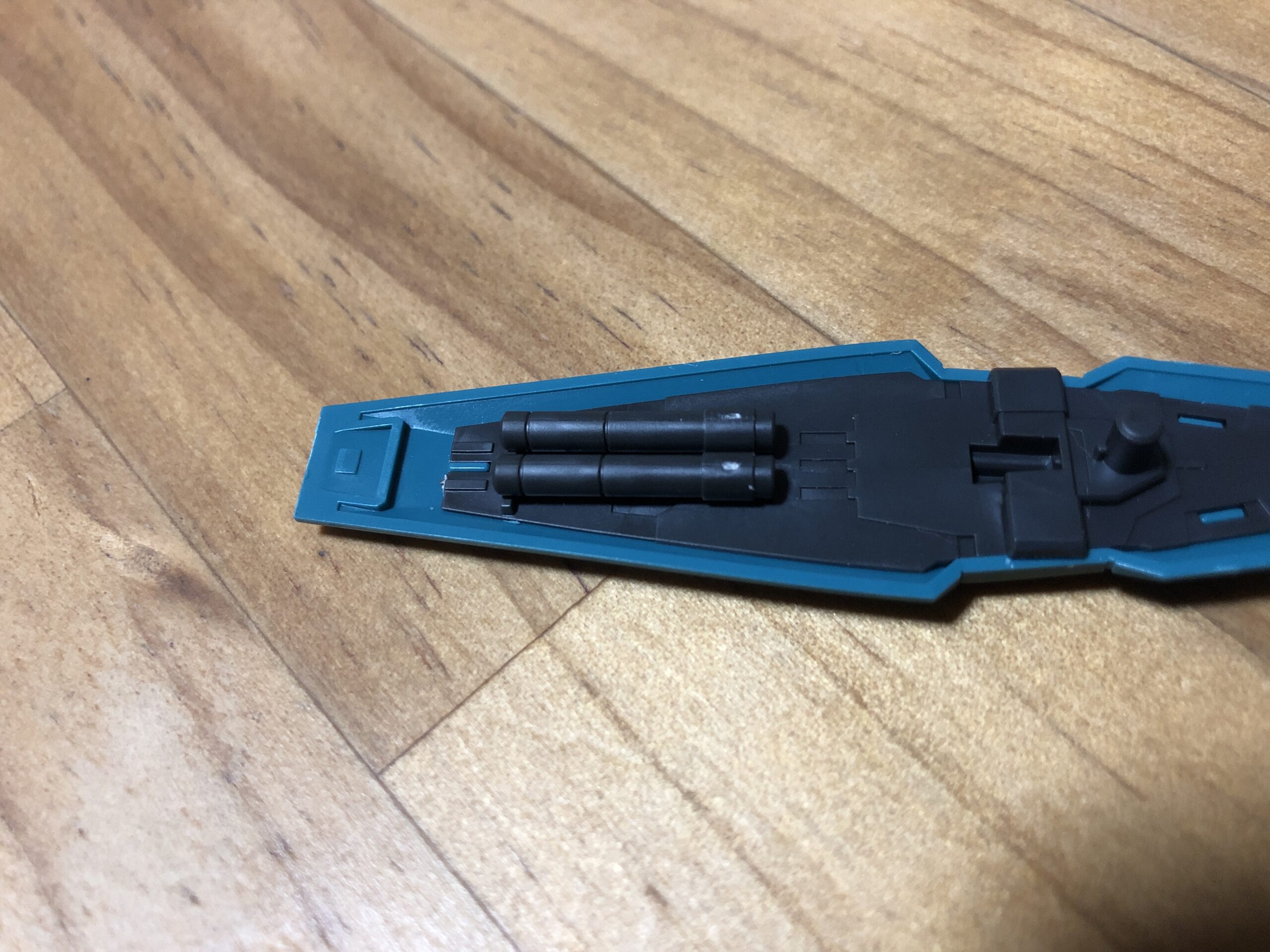 HG1:144ガンダムルブリスウルビームサーベル柄収納