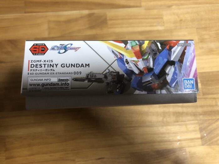 EXSTデスティニーガンダムパッケージ前横
