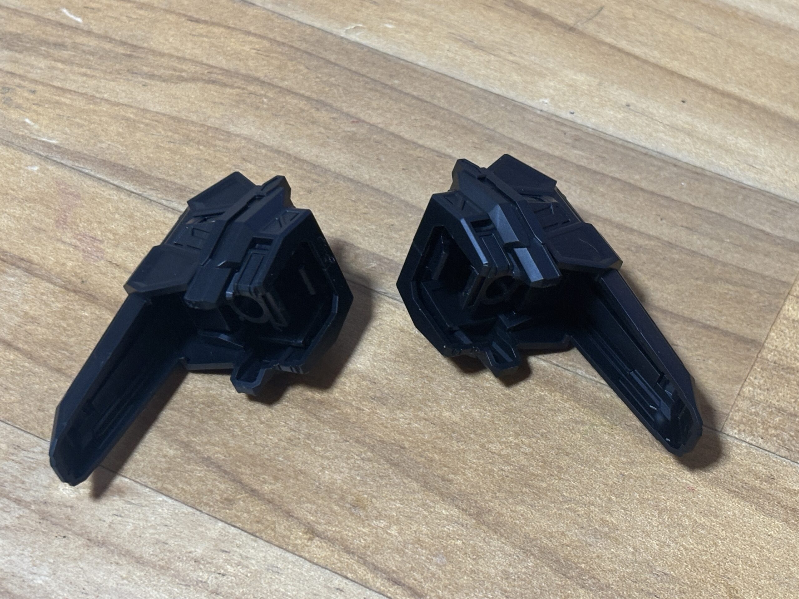 ガンダムアストレアタイプ-F肩装備