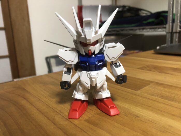 EXSTエールストライクガンダム正面