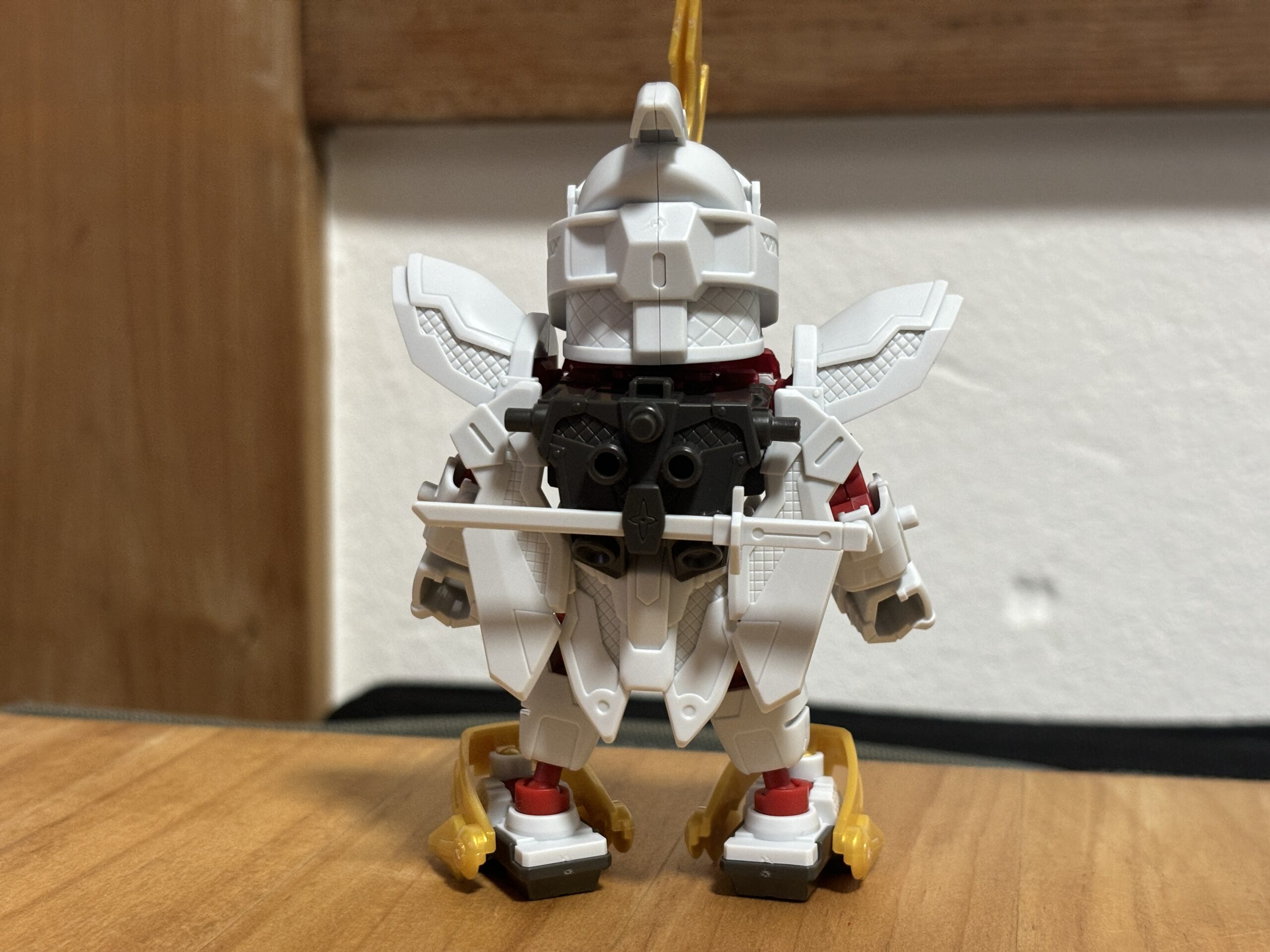 RX-零丸カクレ形態背面