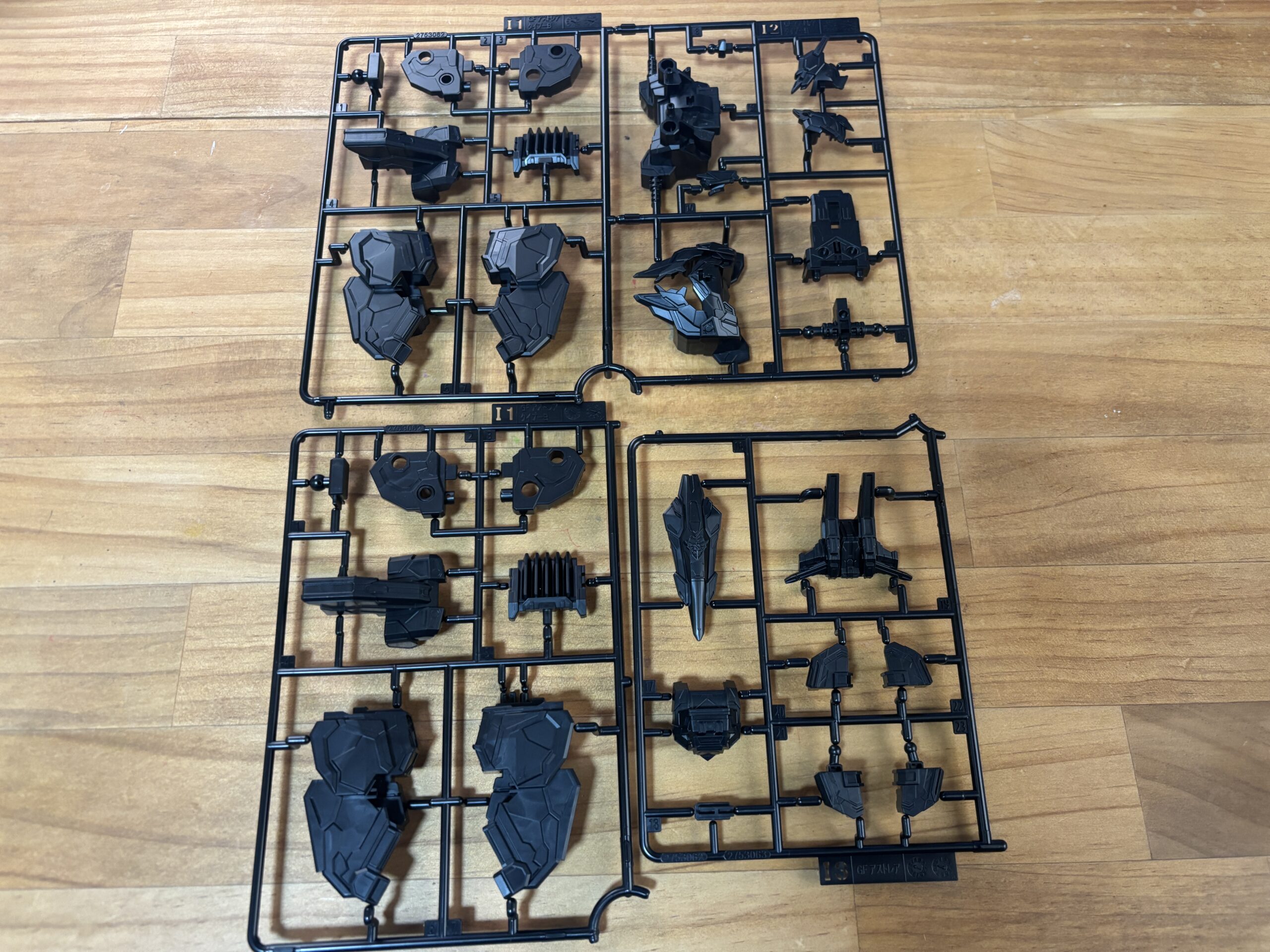 ガンダムアストレアタイプ-BランナーI1&I2&I3