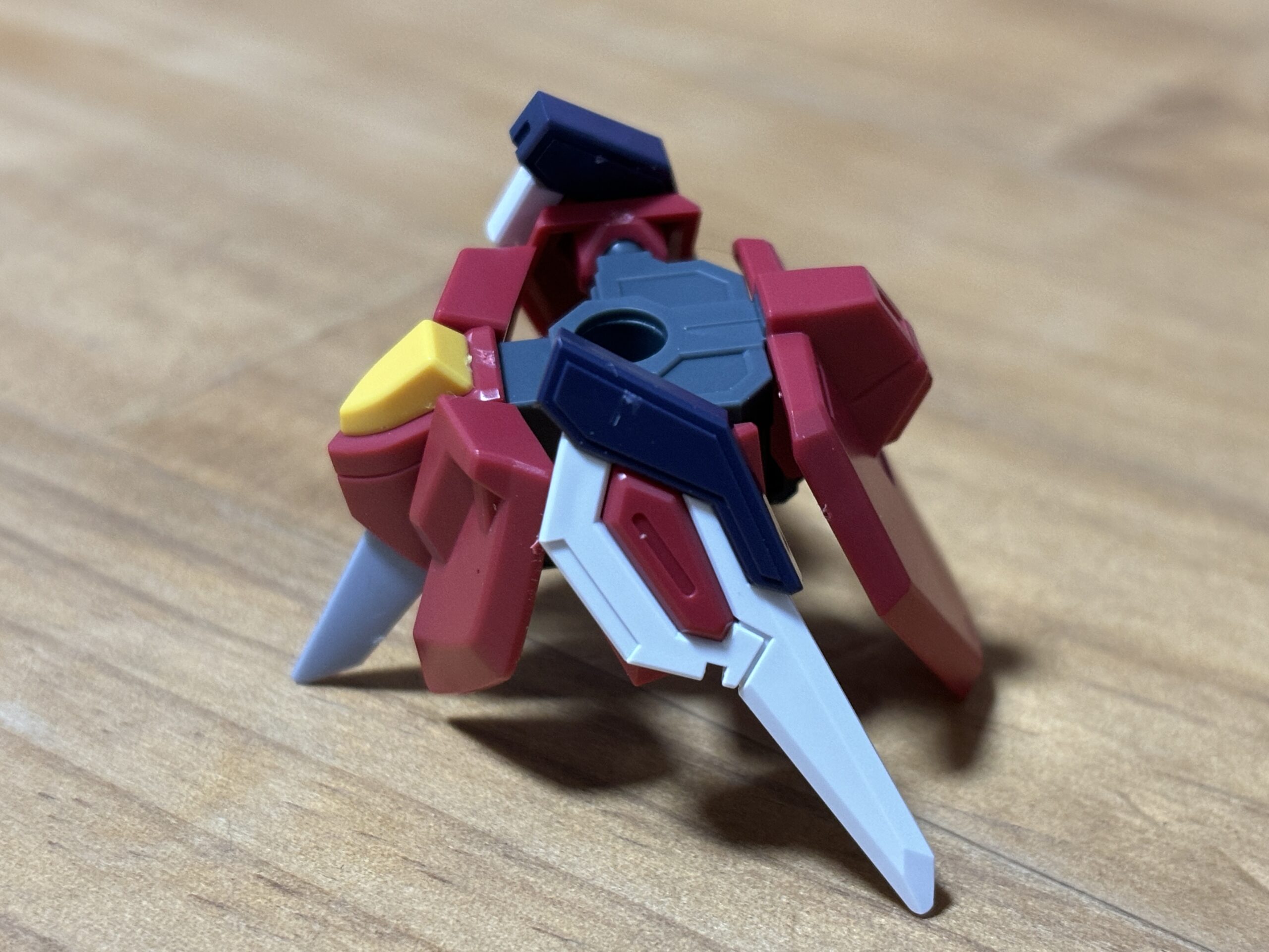 HGイモータルジャスティス腰横