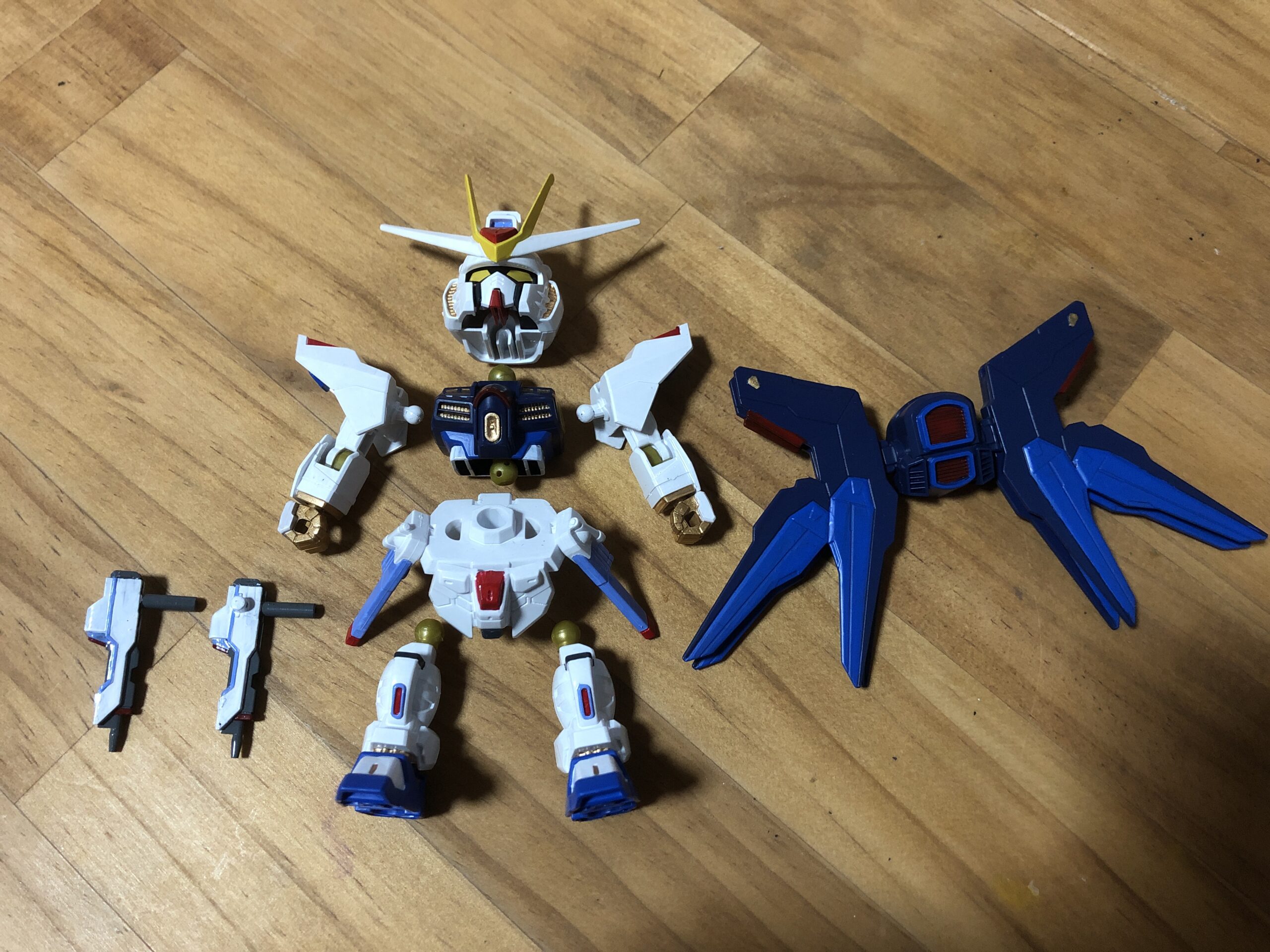 EXSTストライクフリーダム塗装各パーツ完成