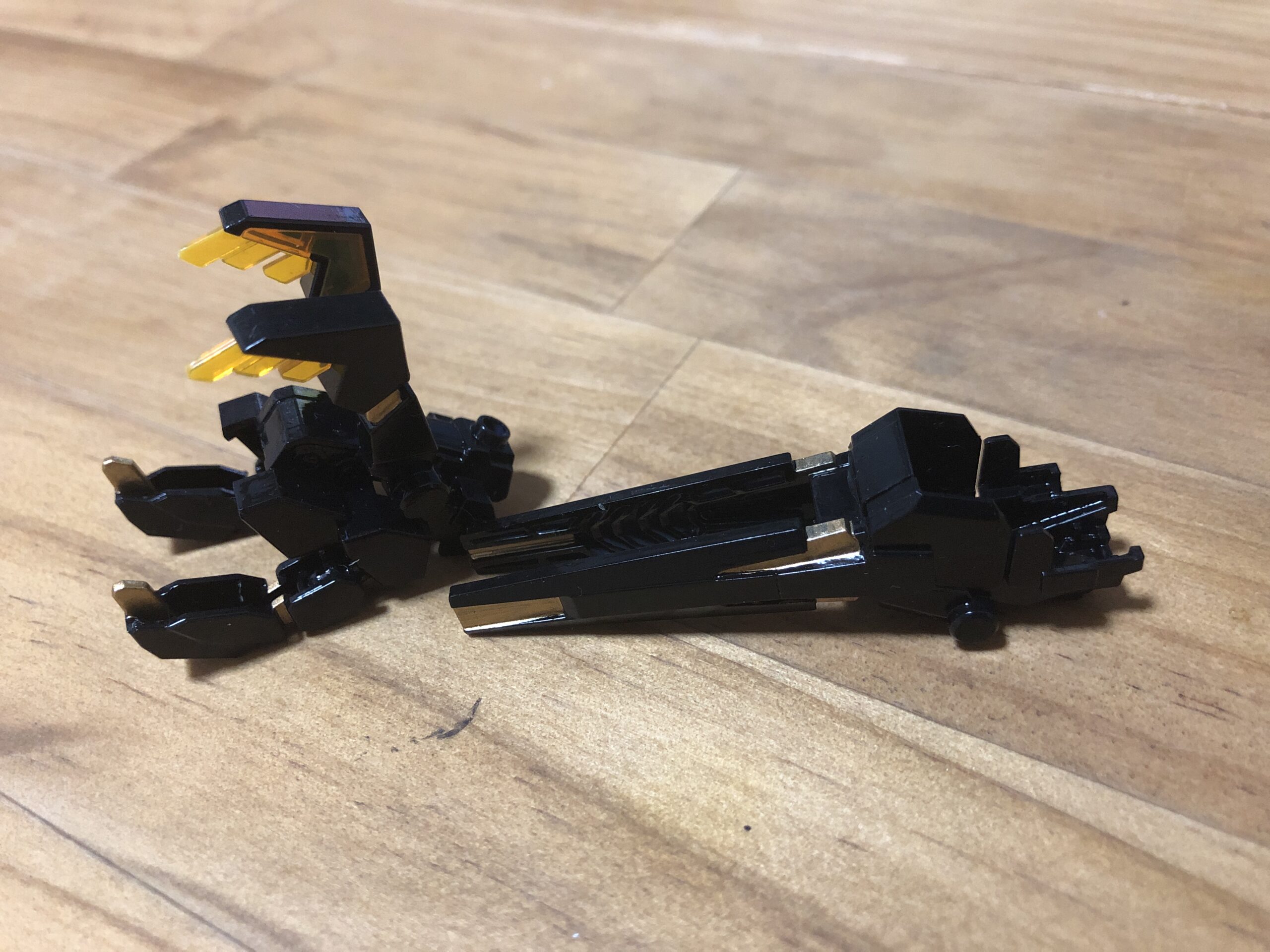 CSバンシィ・ノルンセット塗装アームド・アーマー開閉