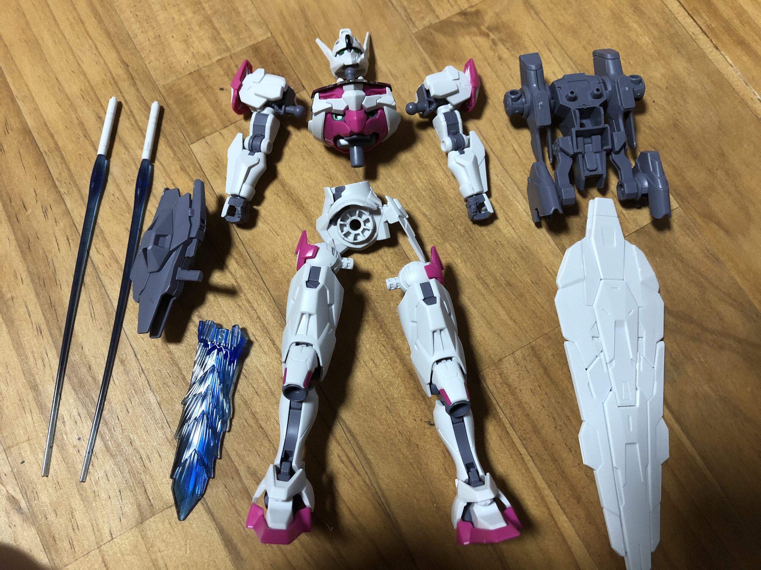 HG1:144ルブリス各パーツ完成