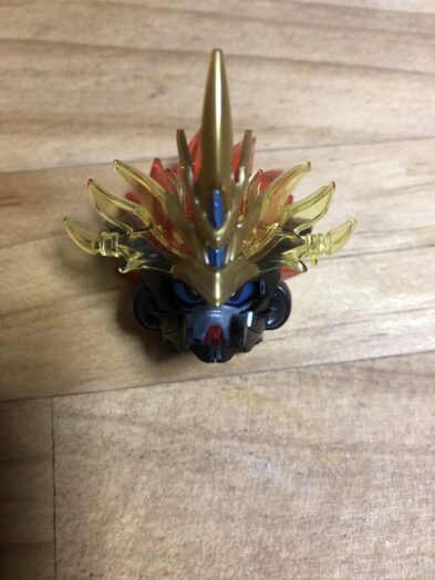 孫堅ガンダムアストレイ頭