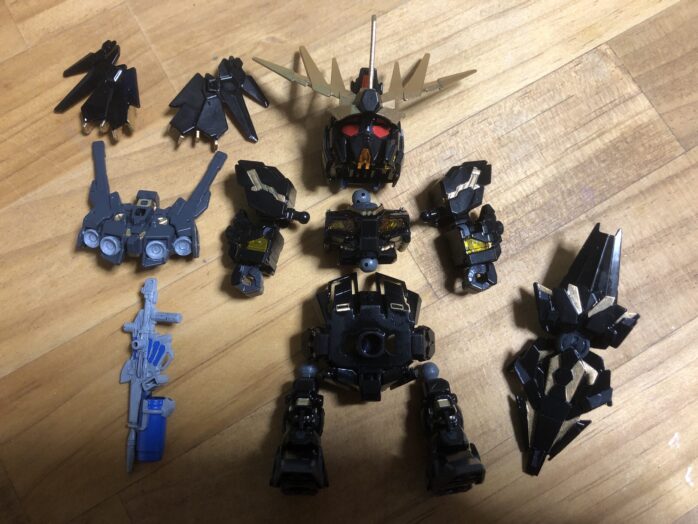 EXSTユニコーンバンシィ塗装各パーツ完成