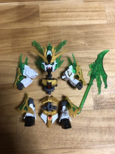 関羽雲長νガンダム各パーツ完成