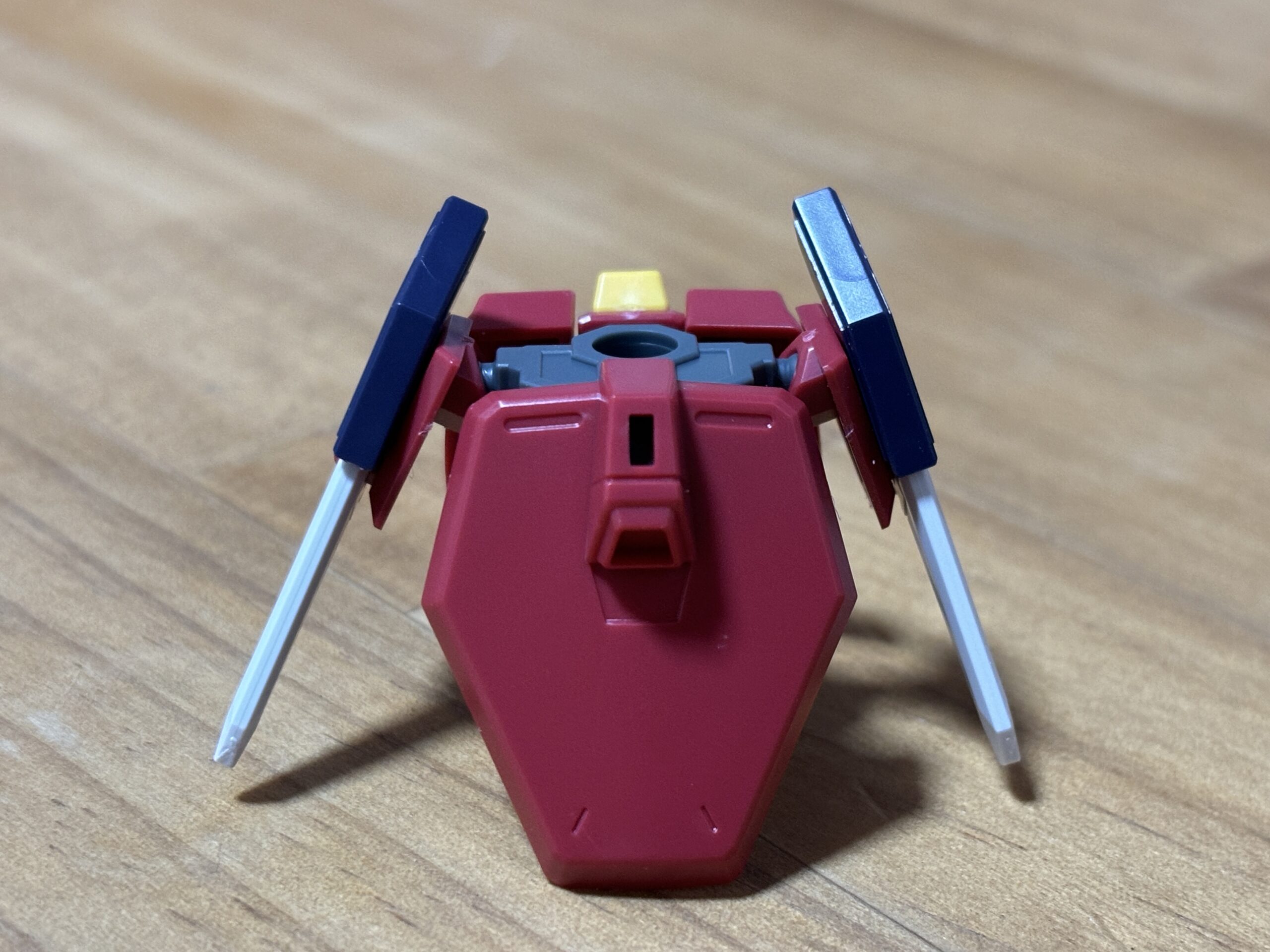 HGイモータルジャスティス腰背面