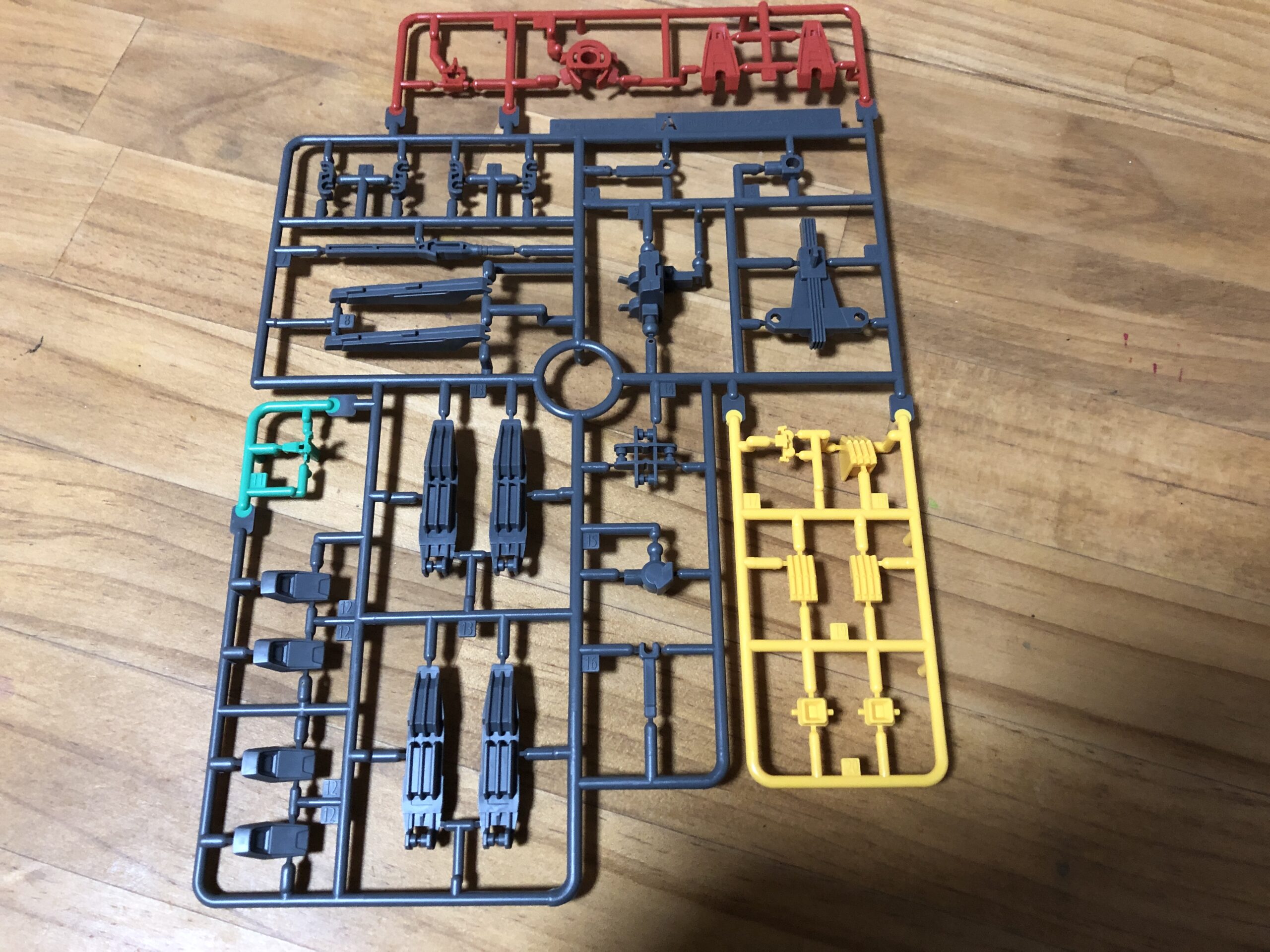 HG1:144ガンダムキャリバーンパーツA