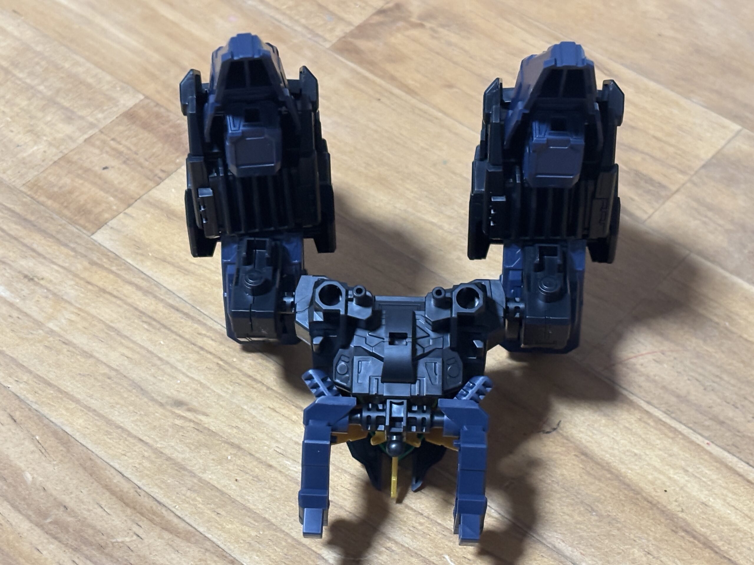 ガンダムアストレアタイプ-B GFハインドレッグ