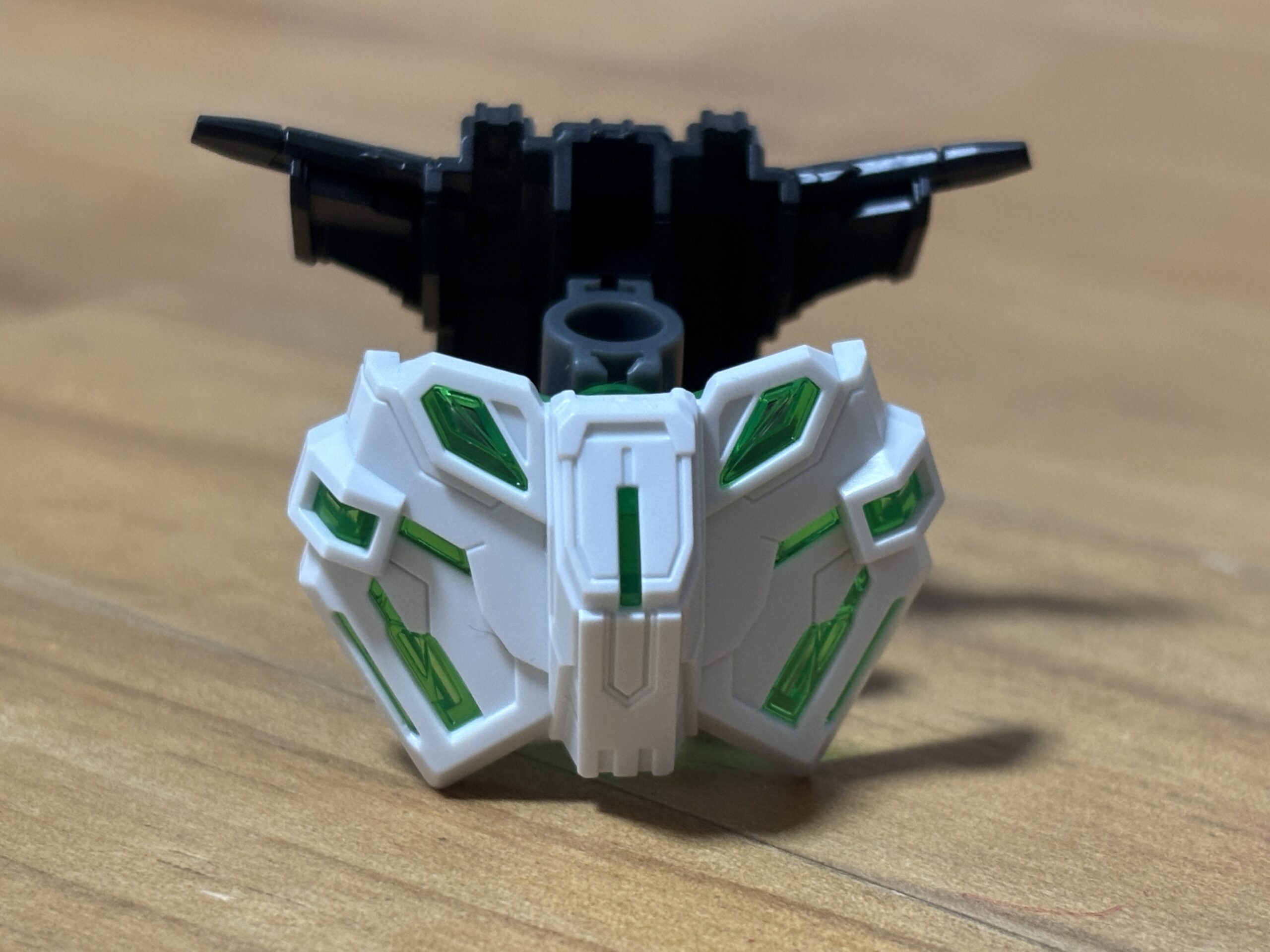 ガンダムアストレアタイプ-B腰