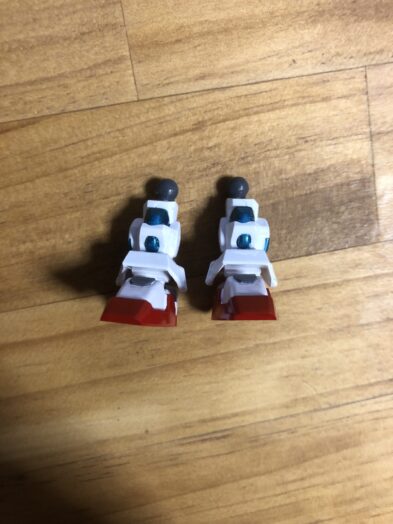 EXSTトライバーニングガンダム塗装両足