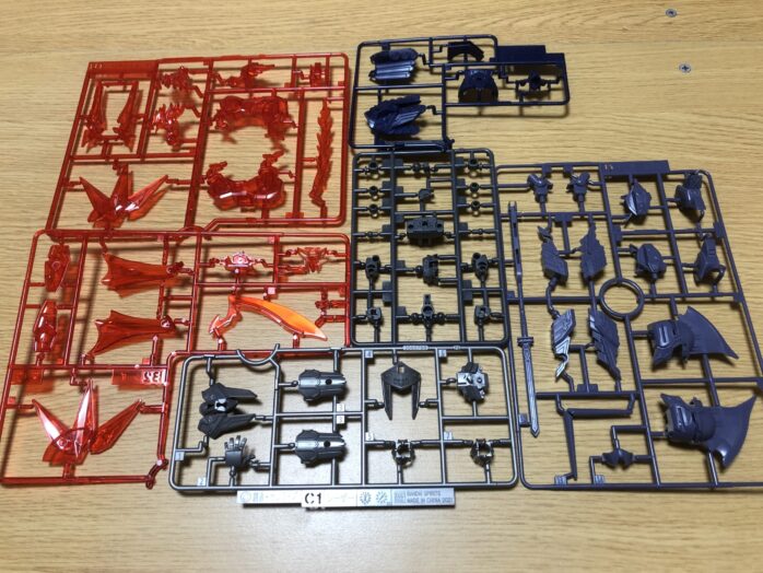 シーザーレジェンドガンダムプラパーツ