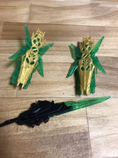 龍賢劉備ユニコーンガンダム武器