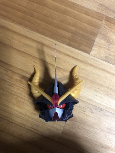 ウォーロックイージスガンダム頭