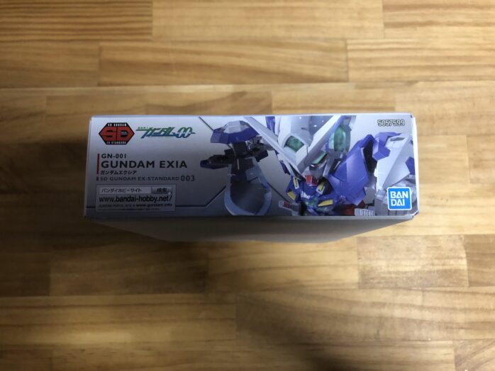 EXSTガンダムエクシアパッケージ前横