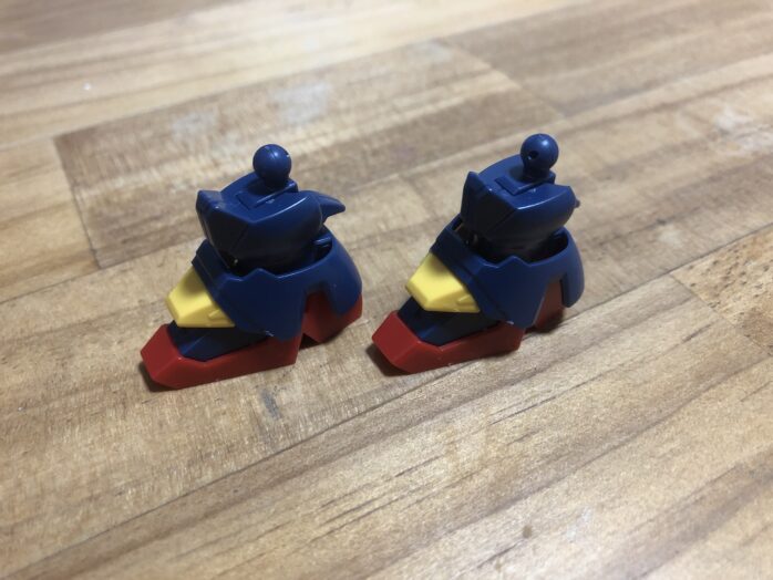 CSトルネードガンダム両足横