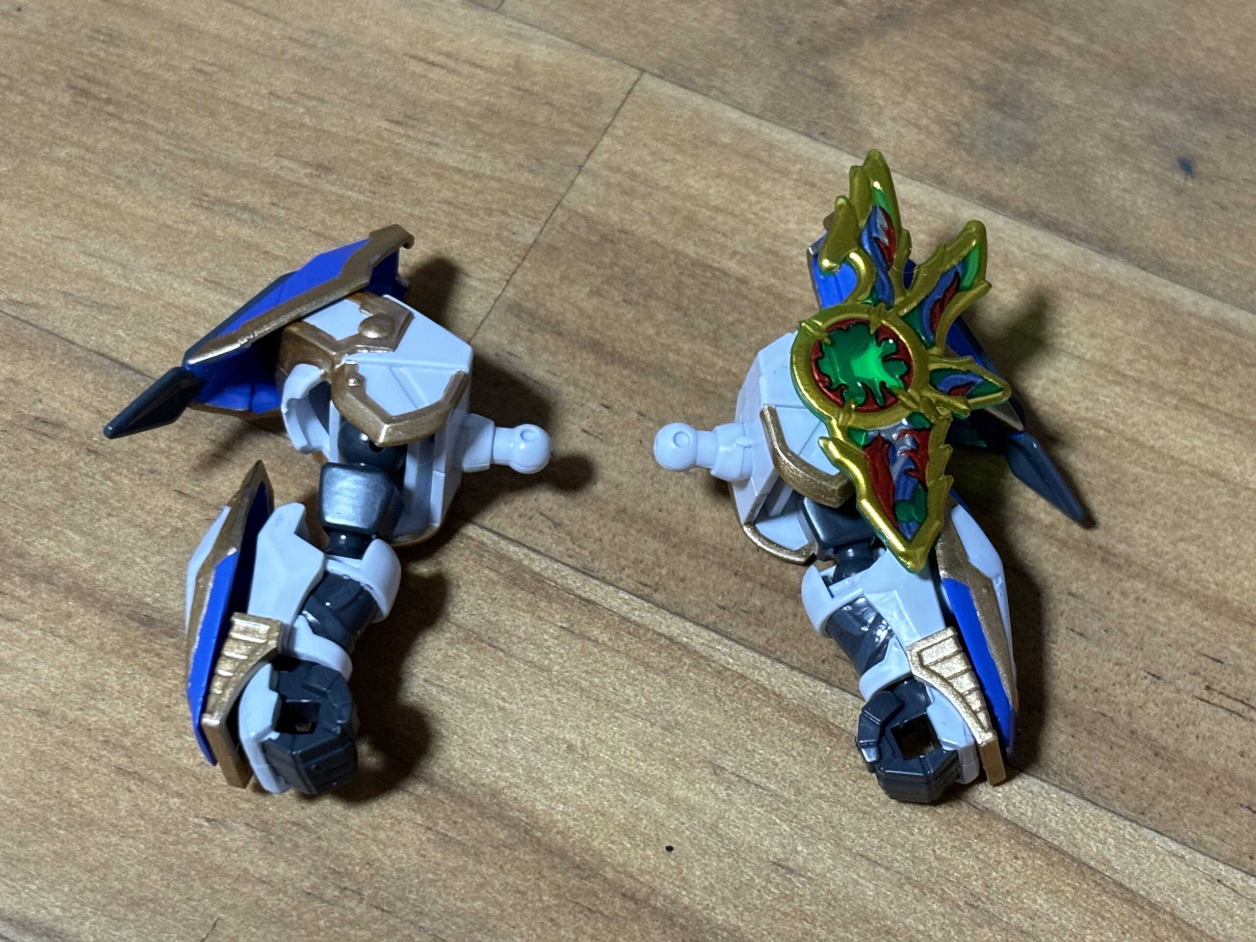 隠密ガンダムエアリアル塗装両腕