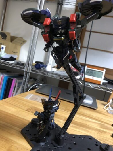 ヴェルデバスター隊員空中アクション