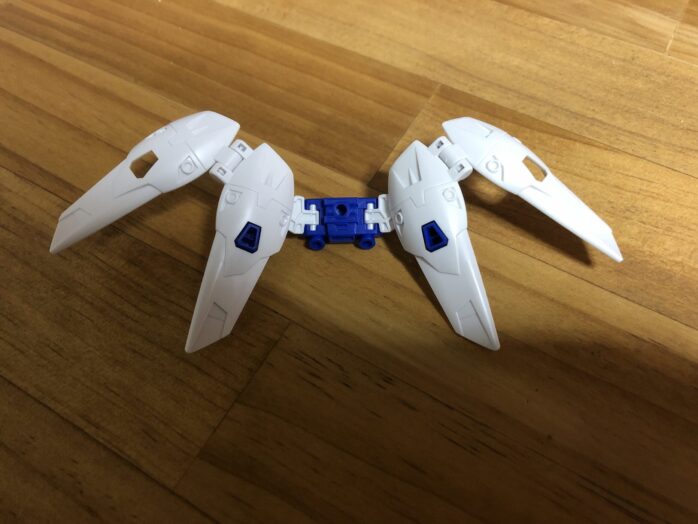 EXSTウイングガンダムゼロバックパック展開