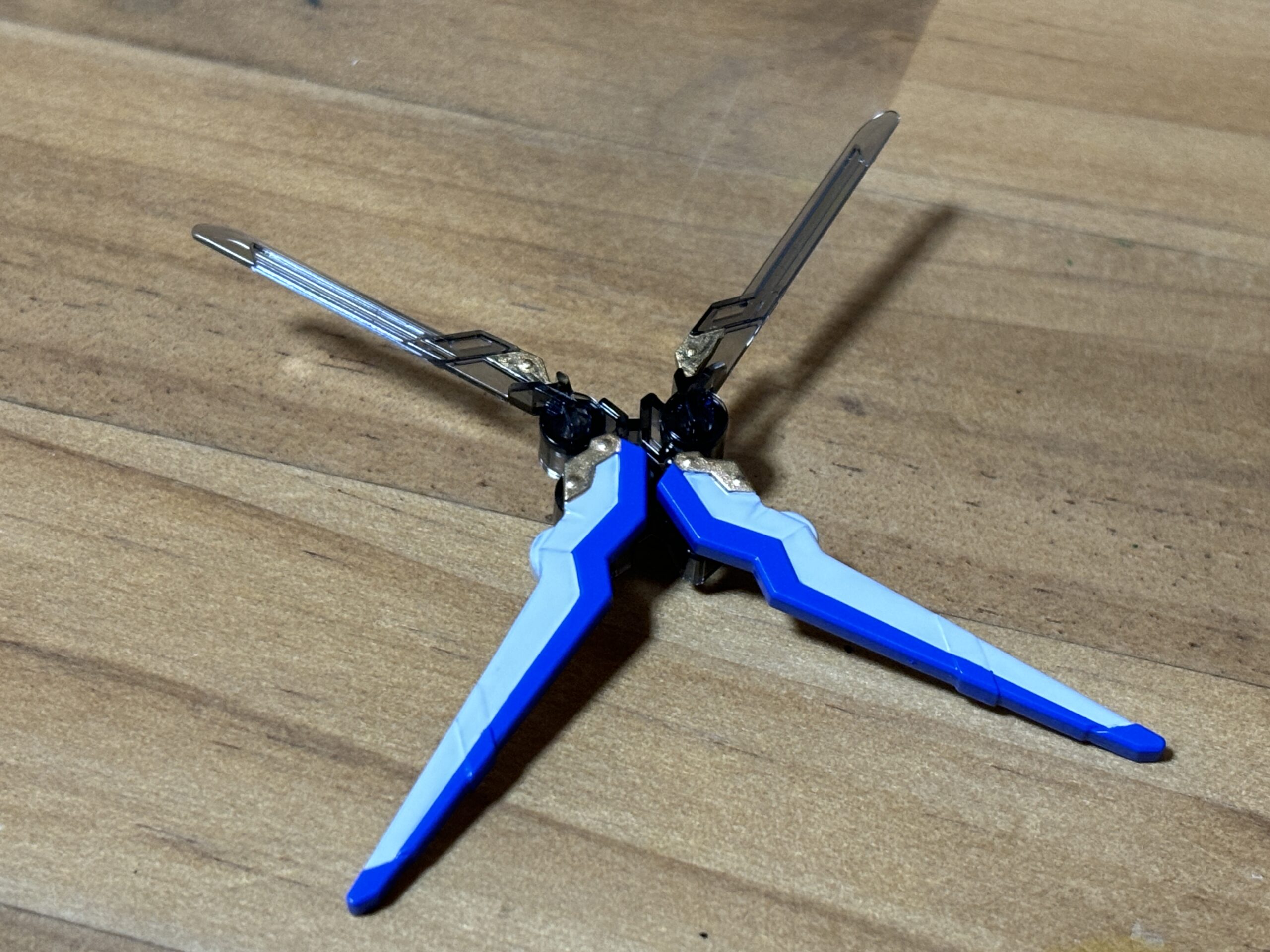 隠密ガンダムエアリアル塗装十字手裏剣『水面』