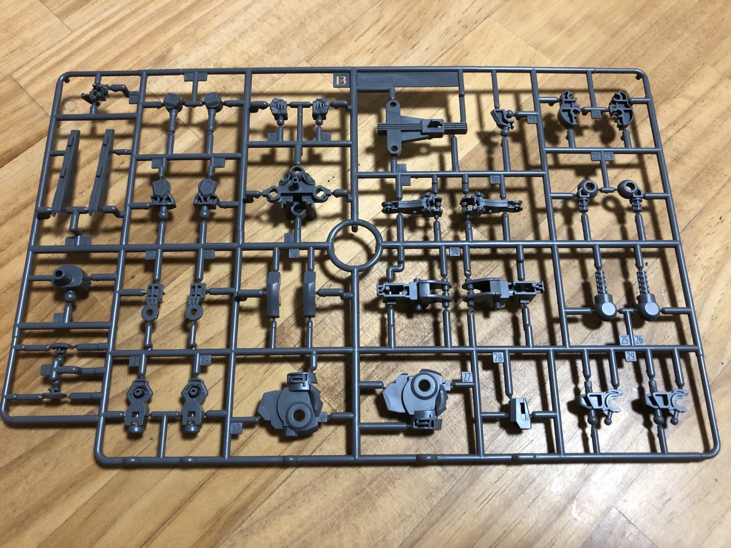 HG1:144 ガンダムエアリアル改パーツB