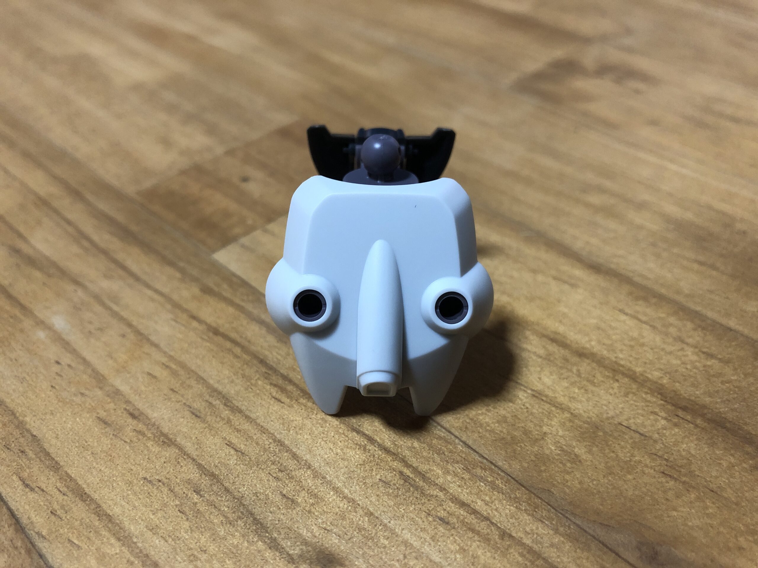 HGガンダムシュバルゼッテ腰背面