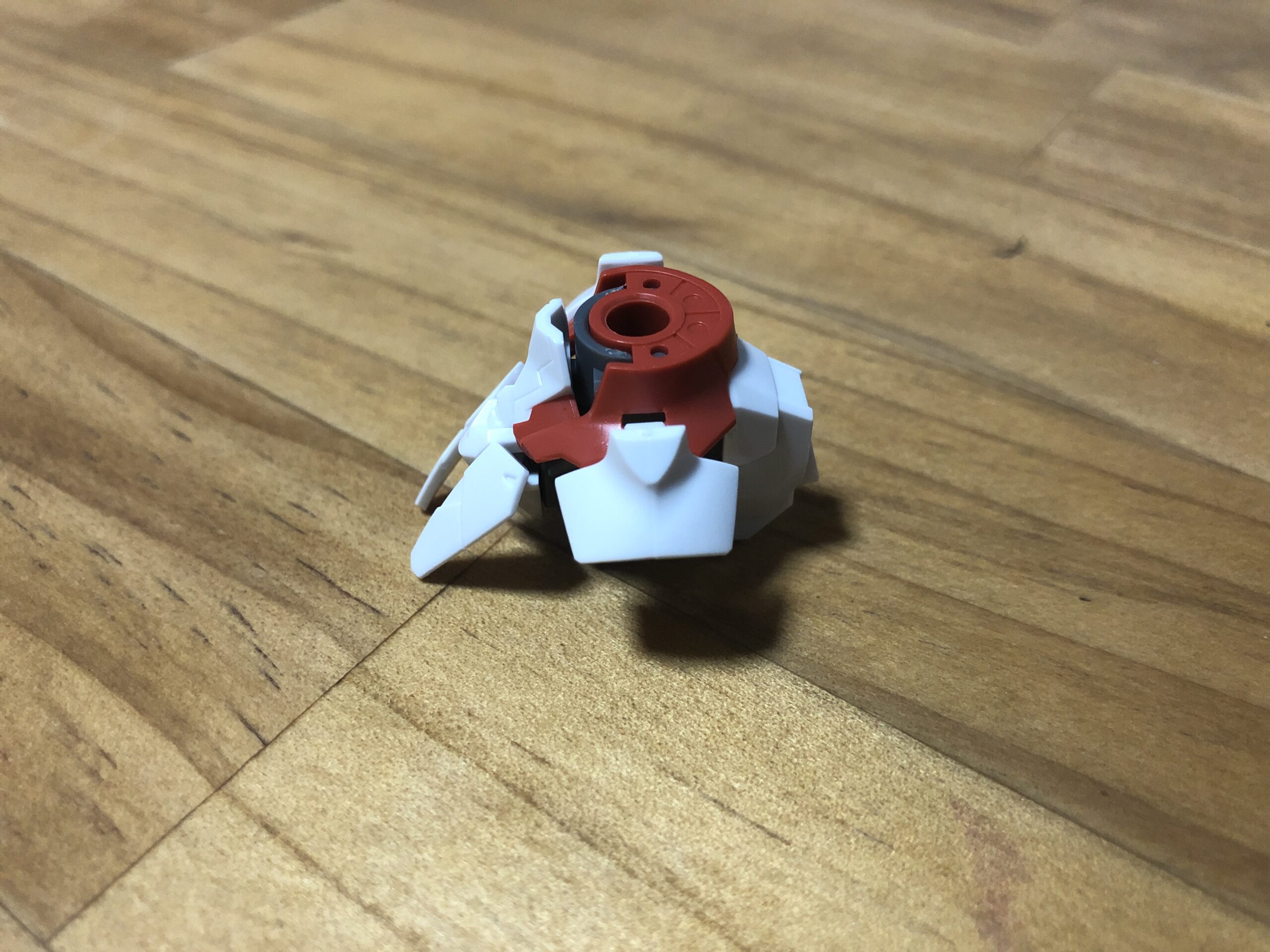 HG1:144 ガンダムエアリアル腰横