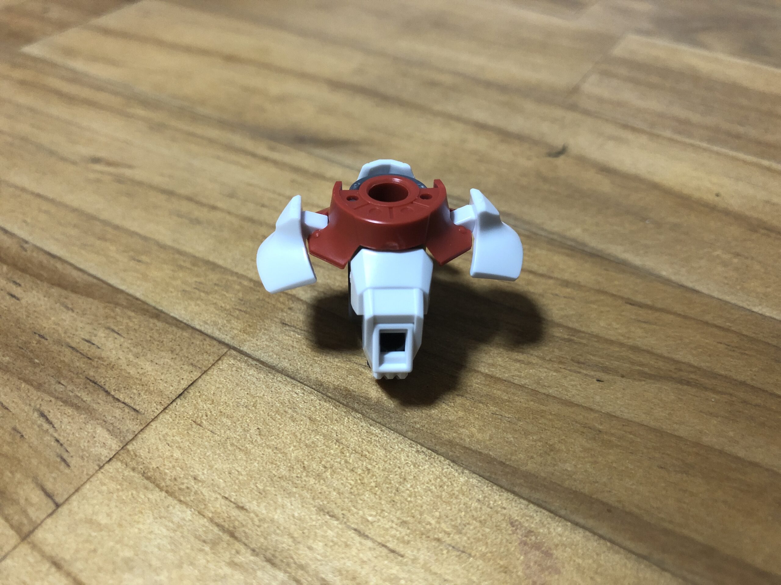 HG1:144 ガンダムエアリアル腰背面