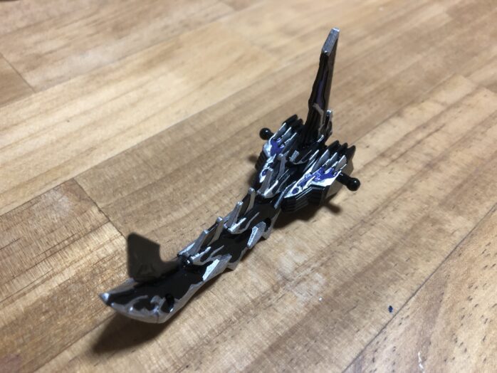 ドミナントDドラゴン塗装尻尾