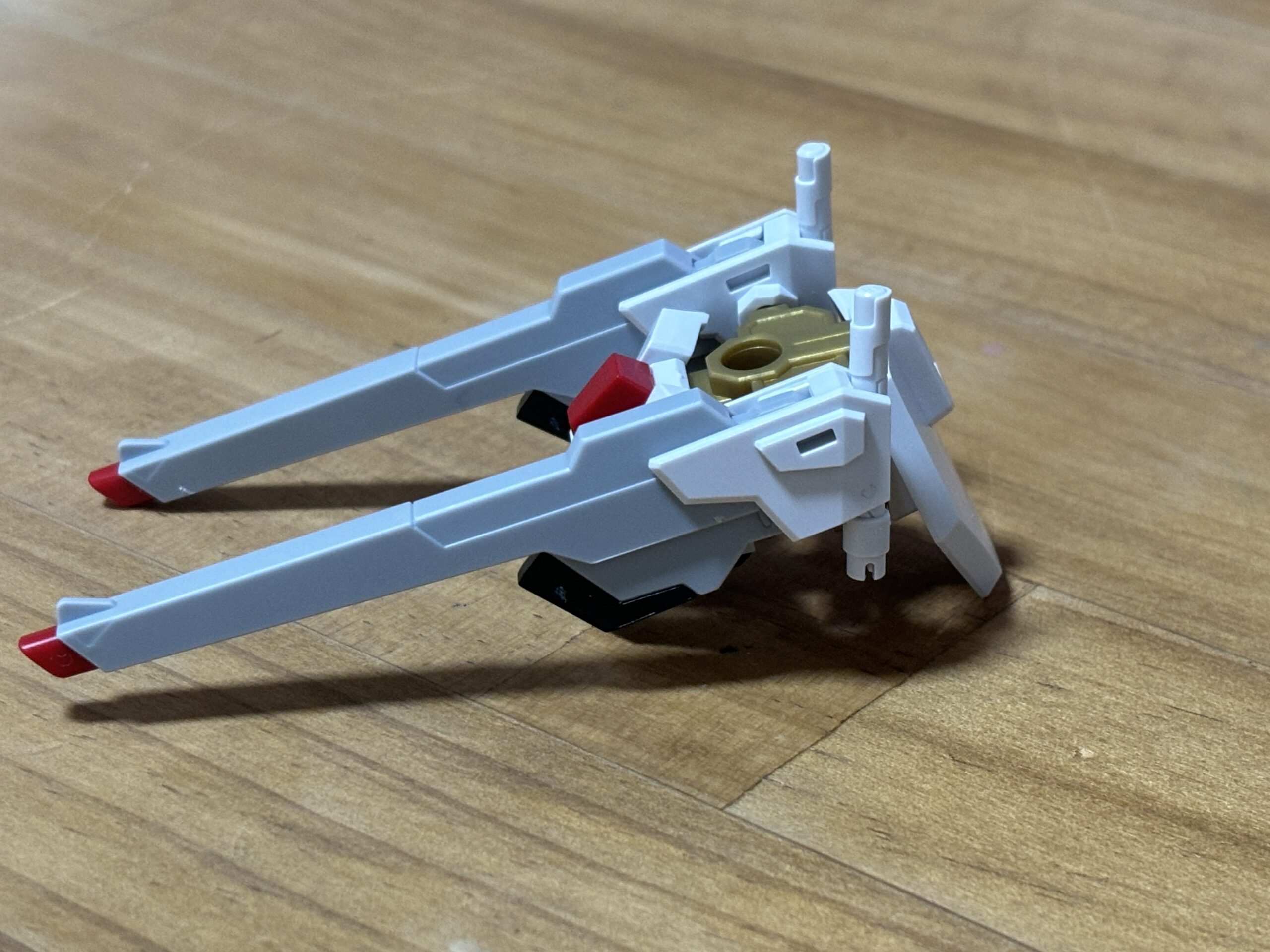 HGマイティーストライク腰横