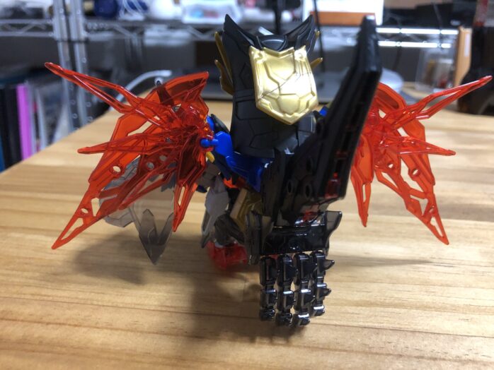 司馬懿デスティニーガンダム背面