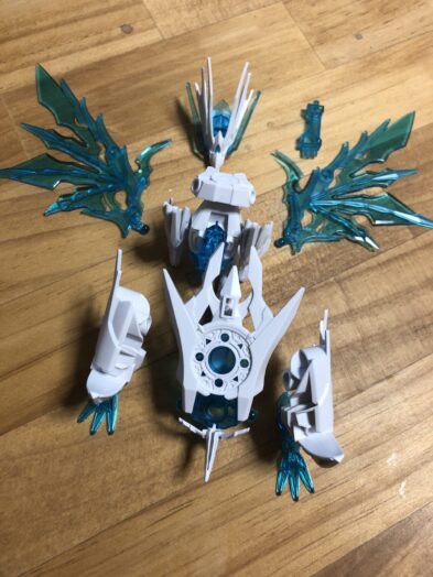 シャイングラスパードラゴン各パーツ完成