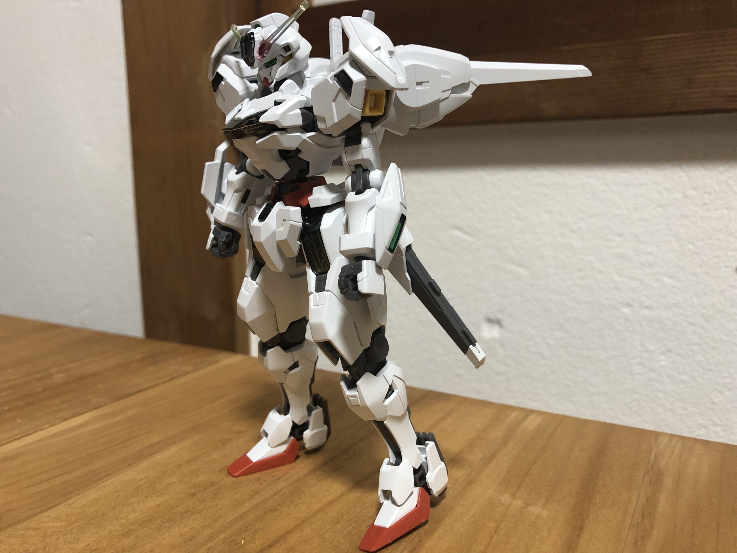 HG1:144ガンダムキャリバーンガンビット装備斜面