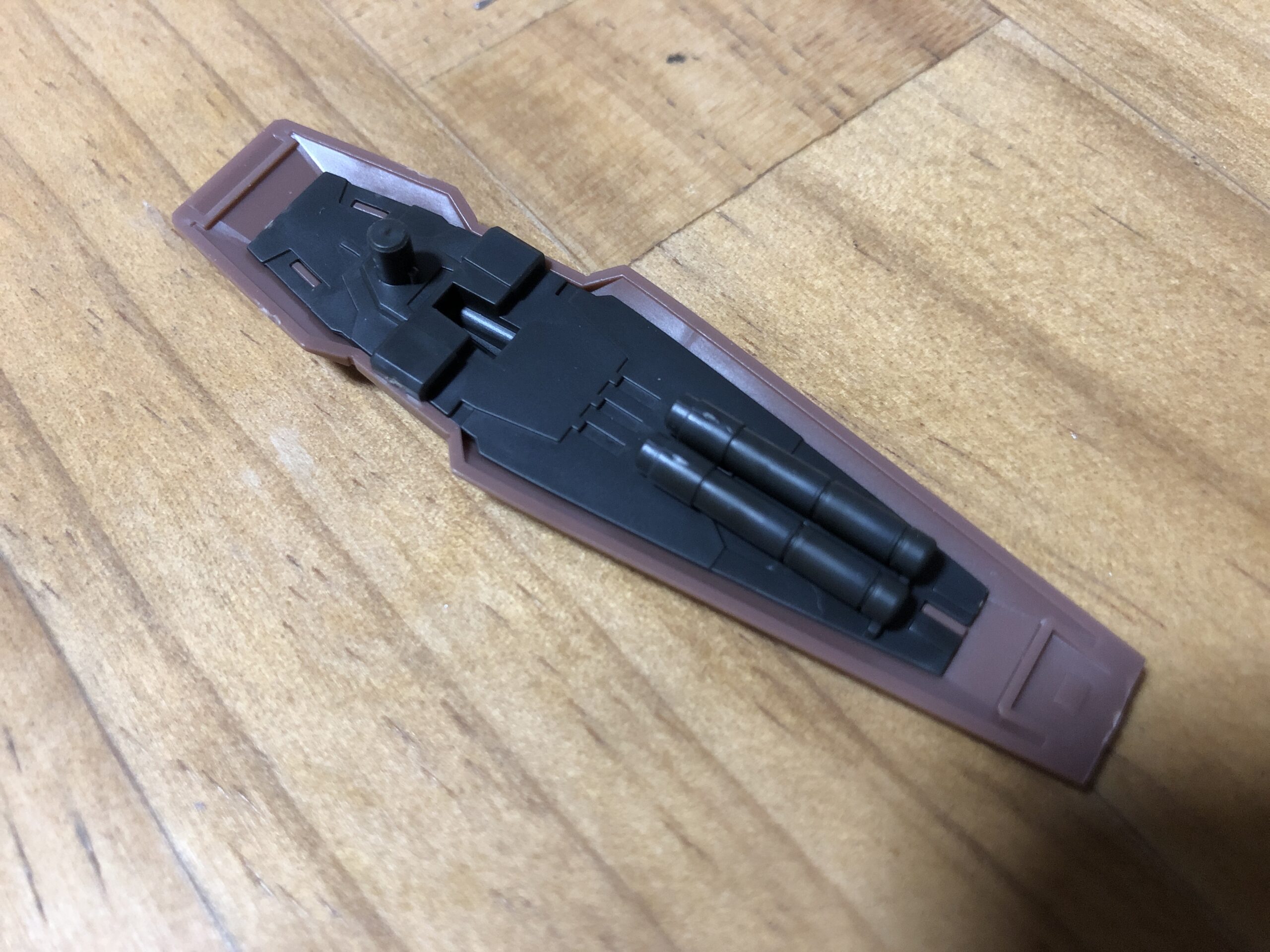 HG1:144ルブリスソーンサーベル収納