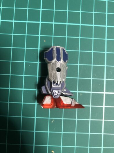 シーザーレジェンドガンダム足横