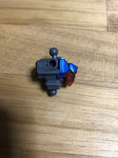 曹操ウイングガンダム胴体横