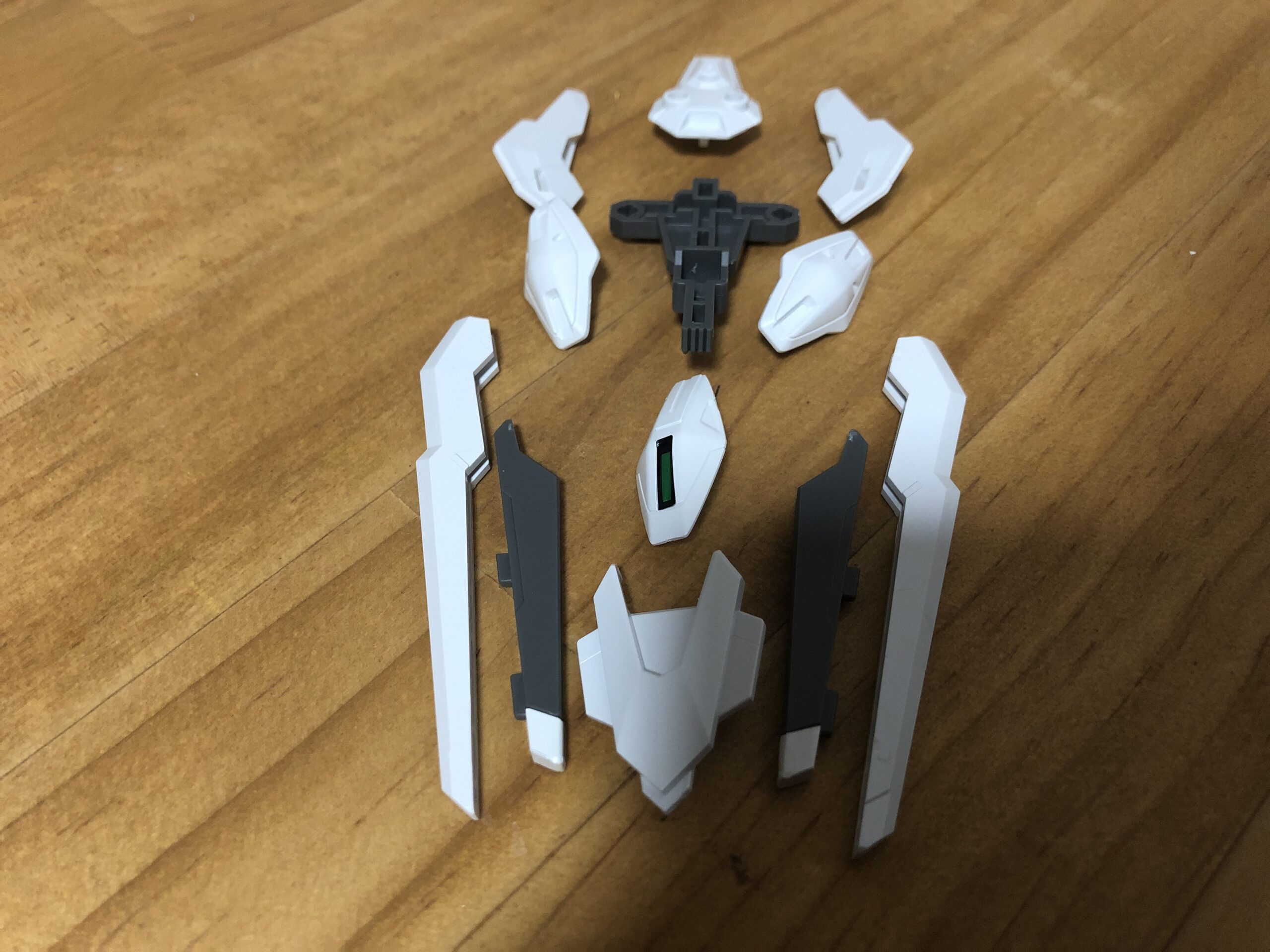 HG1:144ガンダムキャリバーンエスカッシャン分離