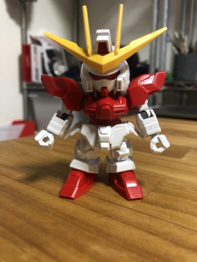 EXSTトライバーニングガンダム正面