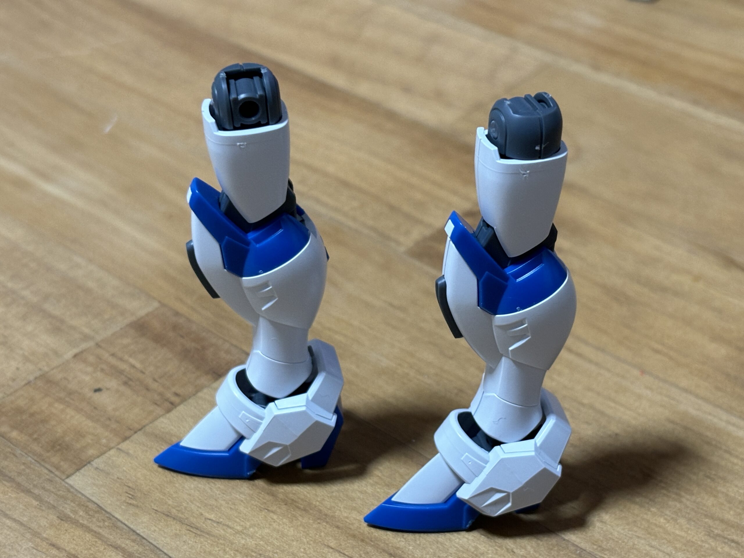 HGライジングフリーダム両足横