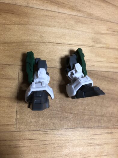 張郃アルトロンガンダム両足