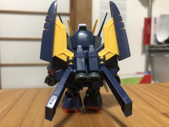 CSトルネードガンダム背面