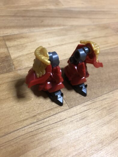 呂布シナンジュ両足